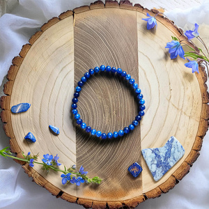 Armband med lapis lazuli